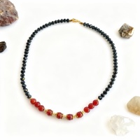 Kırmızı Akik ve Kristal Boncuk Doğal Taş Takı Seti - Enerji ve Berraklık