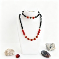 Kırmızı Akik ve Kristal Boncuk Doğal Taş Takı Seti - Enerji ve Berraklık
